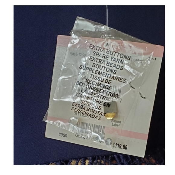 Blazer - Picture 4 of 5